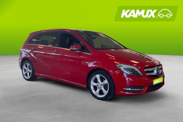 Mercedes-Benz B180 2012