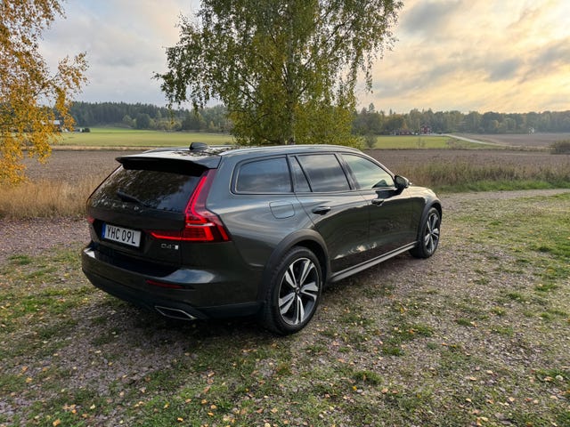 Volvo V60 Cross Country 2020 – bild 2