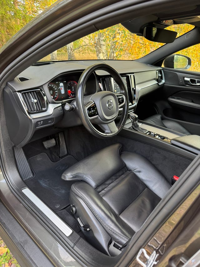Volvo V60 Cross Country 2020 – bild 3