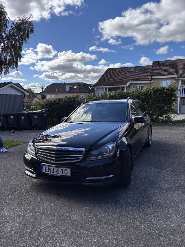 Mercedes-Benz C220 2012