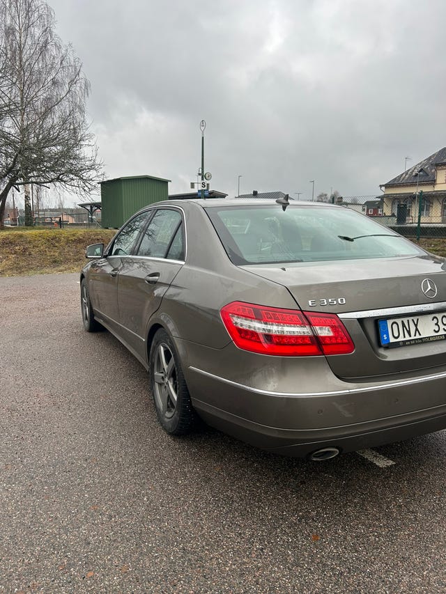 Mercedes-Benz E350 2010 – bild 2