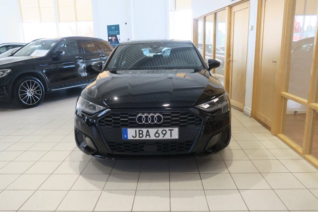Audi A3 2023 – bild 3