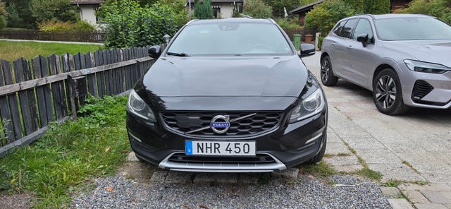 Volvo V60 Cross Country 2017