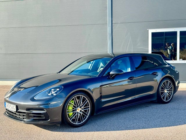 Porsche Panamera 4 2018