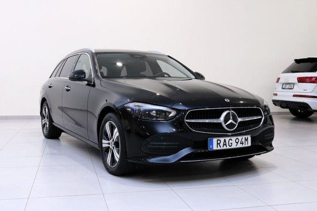 Mercedes-Benz C300 2023