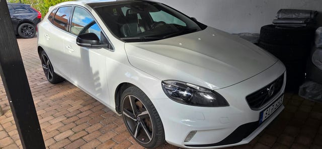 Volvo V40 2016