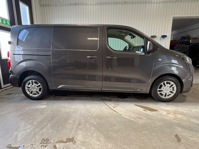 Opel Vivaro 2020