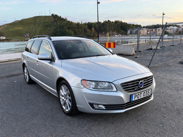 Volvo V70 2014