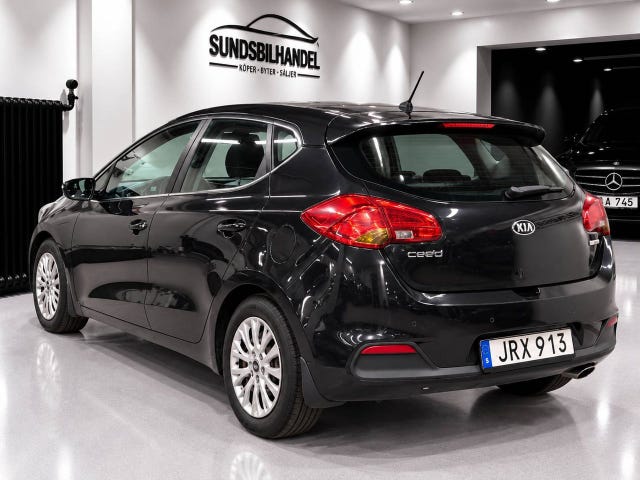 Kia Ceed 2015 – bild 3