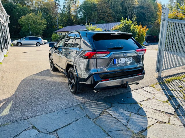 Toyota RAV4 2021 – bild 4