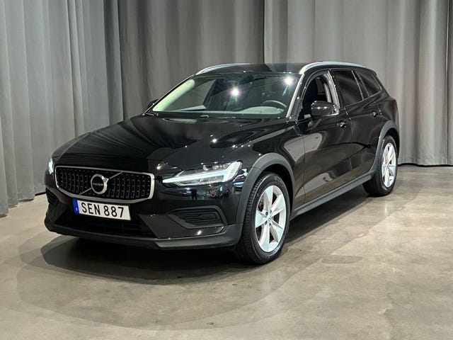 Volvo V60 Cross Country 2024
