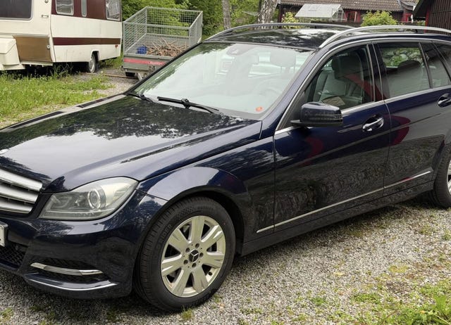 Mercedes-Benz C220 2013 – bild 4