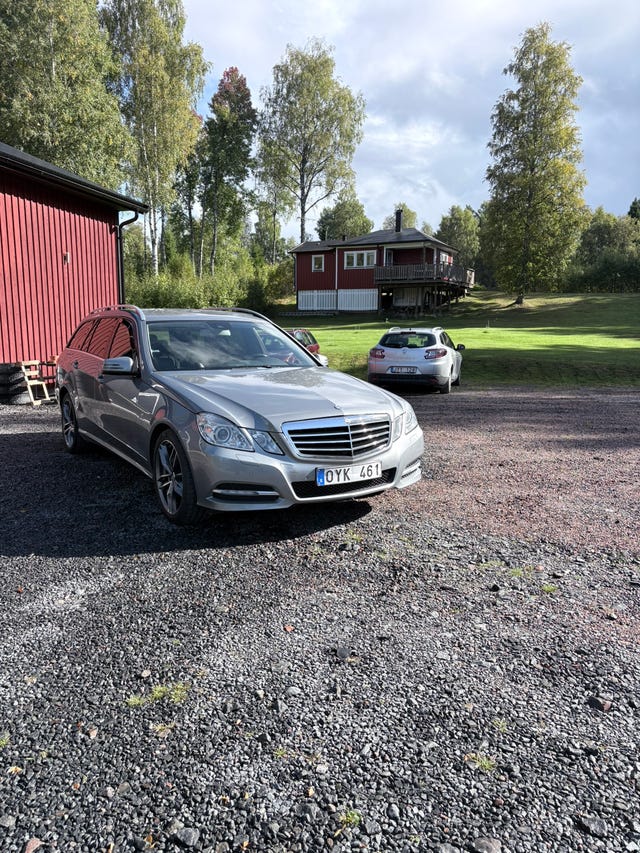 Mercedes-Benz E220 2011 – bild 3