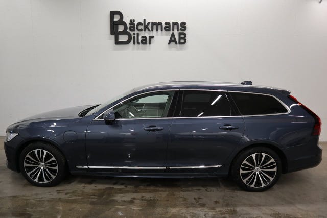 Volvo V90 2024