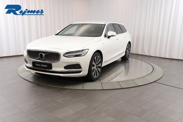 Volvo V90 2023