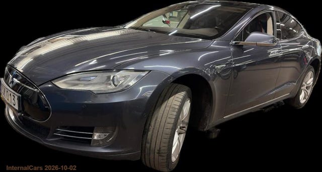Tesla Model S 2015