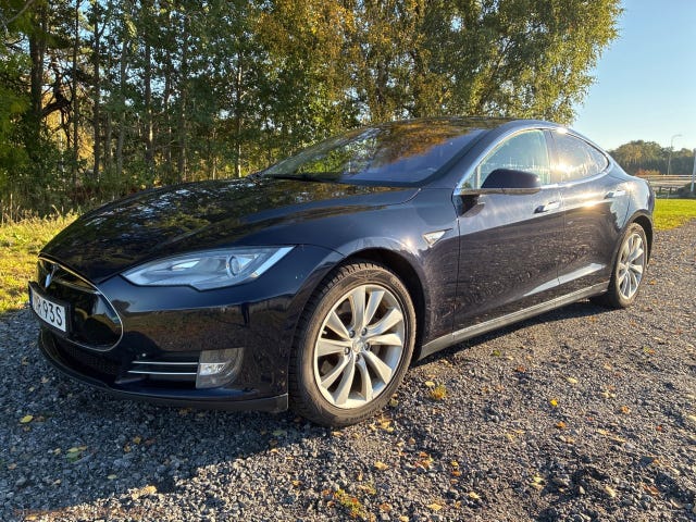 Tesla Model S 2014
