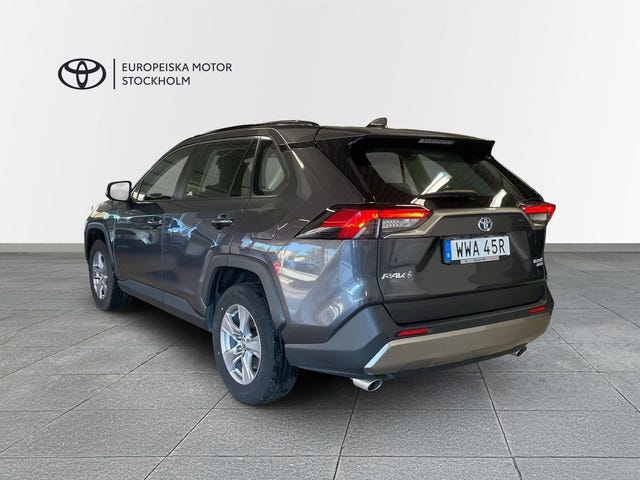 Toyota RAV4 2023 – bild 2