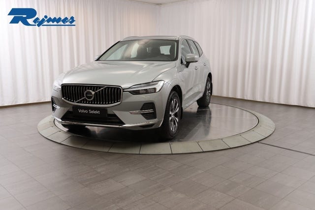 Volvo XC60 2025