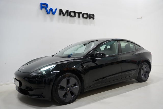 Tesla Model 3 2023