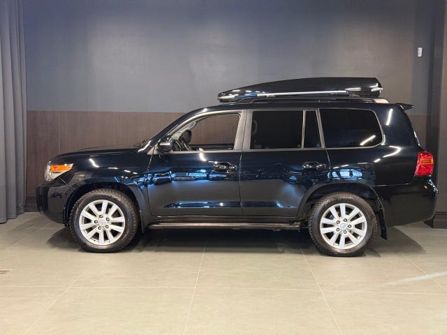 Toyota Land Cruiser 2012