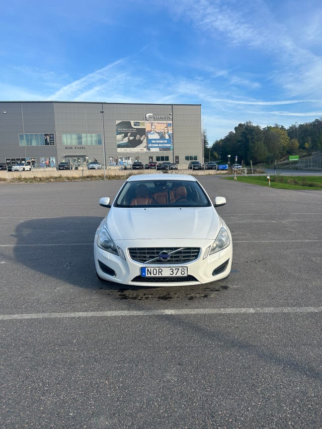Volvo S60 2011