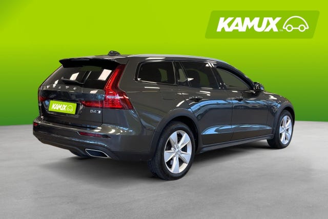 Volvo V60 Cross Country 2022 – bild 4
