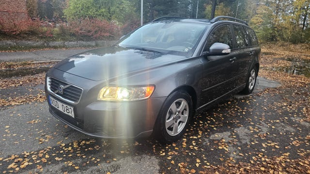Volvo V50 2010 – bild 2