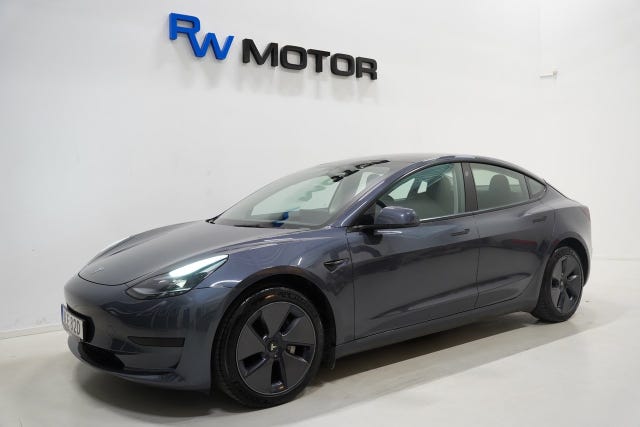 Tesla Model 3 2023