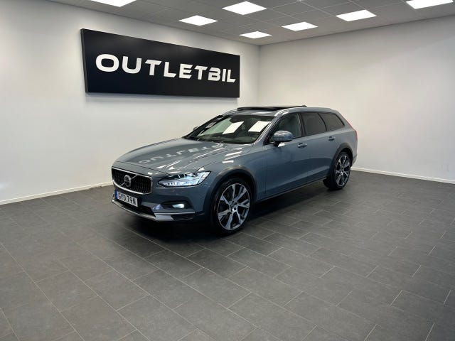 Volvo V90 Cross Country 2022