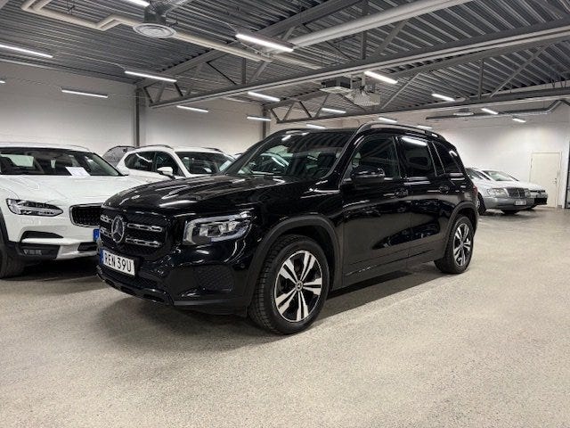 Mercedes-Benz GLB 200 d 2023