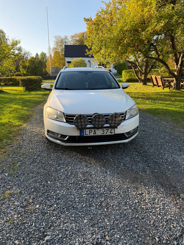 Volkswagen Passat 2012 – bild 3