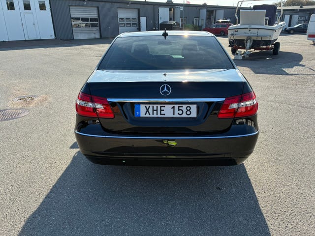 Mercedes-Benz E220 2011 – bild 4
