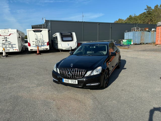 Mercedes-Benz E220 2011