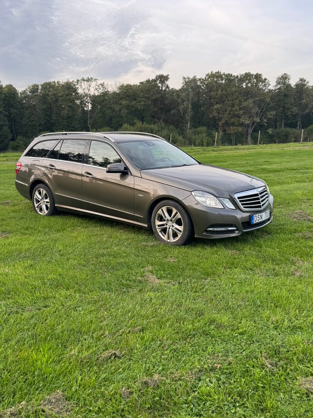 Mercedes-Benz E220 2011 – bild 2