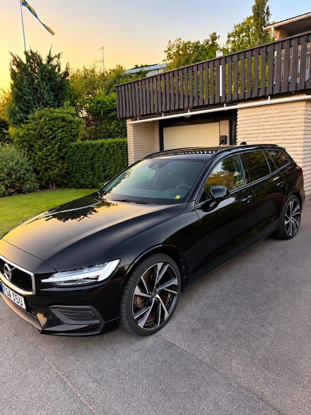 Volvo V60 2021