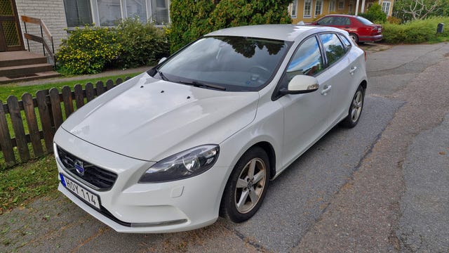 Volvo V40 2015