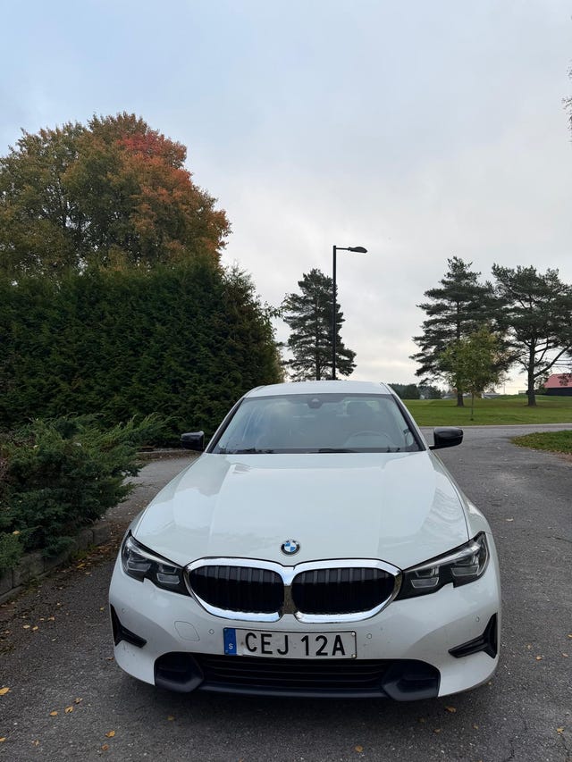 BMW 330e 2020