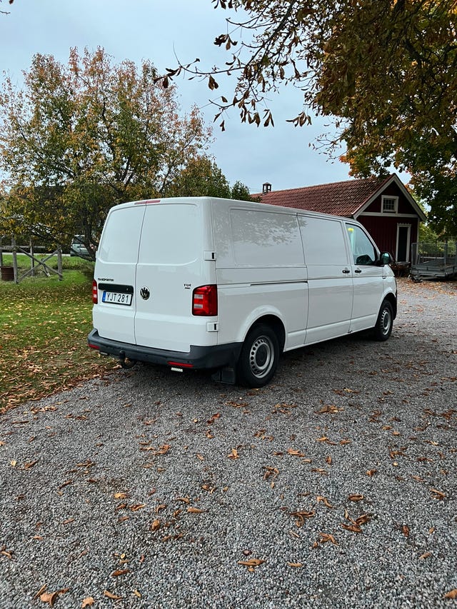 Volkswagen Transporter 2017 – bild 3