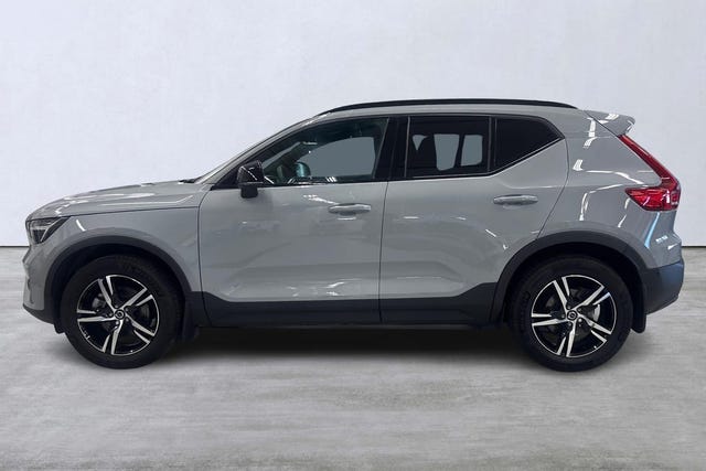 Volvo XC40 2025 – bild 2