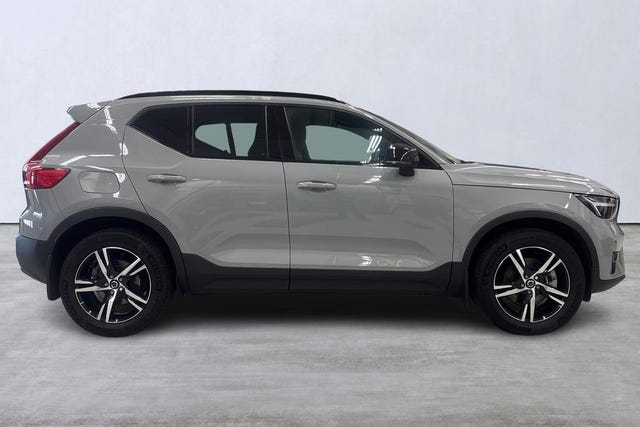 Volvo XC40 2025 – bild 3