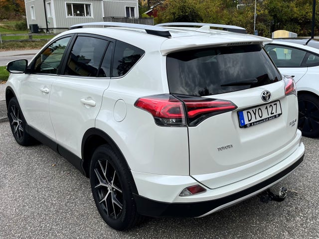 Toyota RAV4 2016