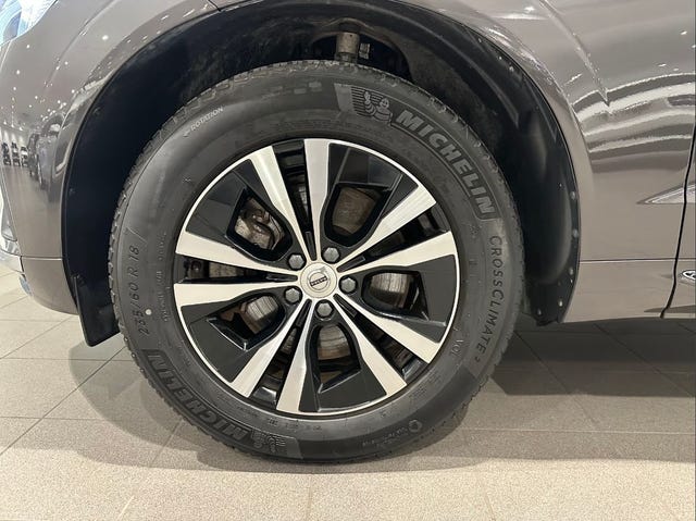 Volvo XC60 2024 – bild 3