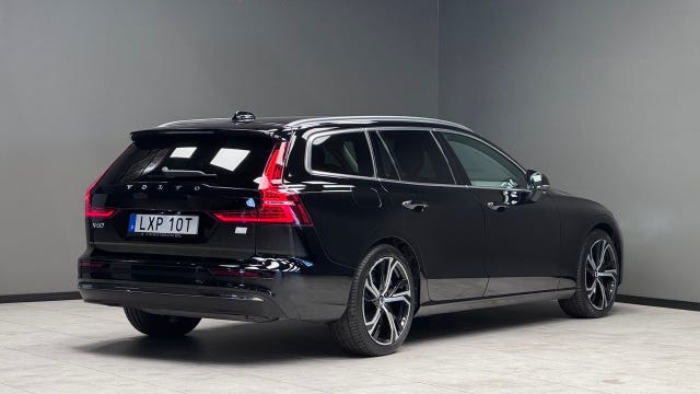 Volvo V60 2023 – bild 2