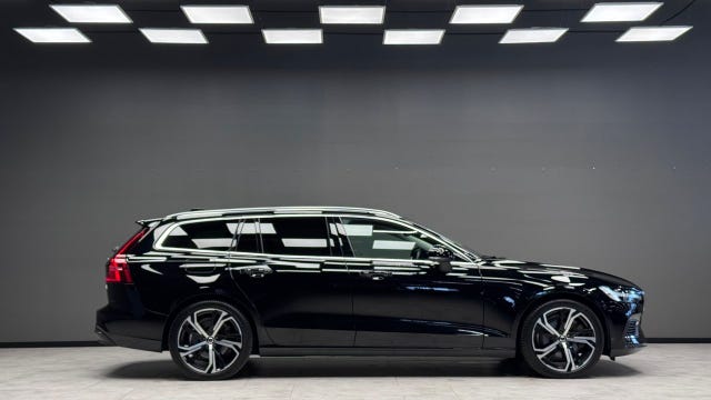 Volvo V60 2023 – bild 4