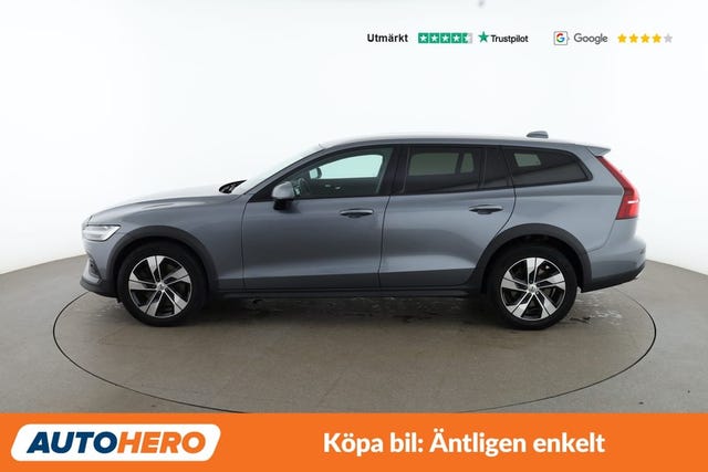 Volvo V60 Cross Country 2021 – bild 2