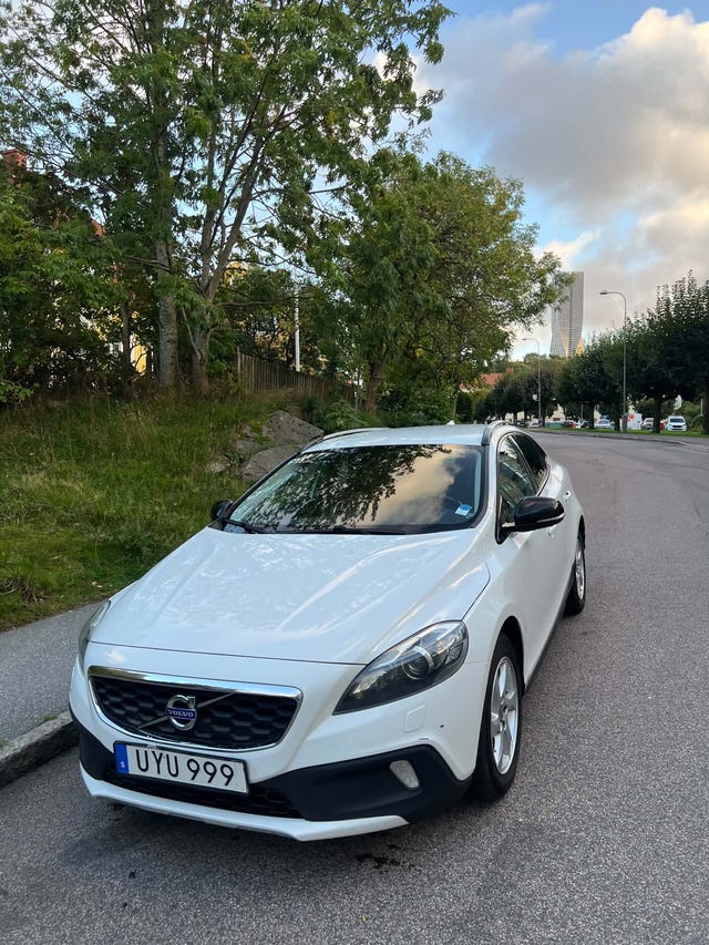 Volvo V40 Cross Country 2015