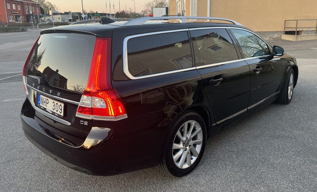 Volvo V70 2014