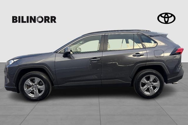 Toyota RAV4 2023 – bild 4