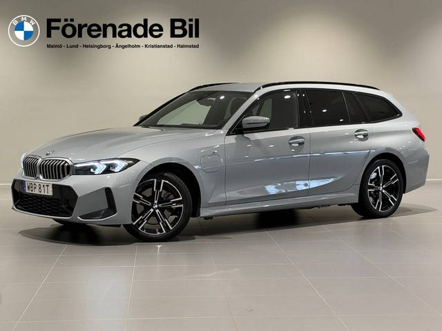 BMW 330e 2025